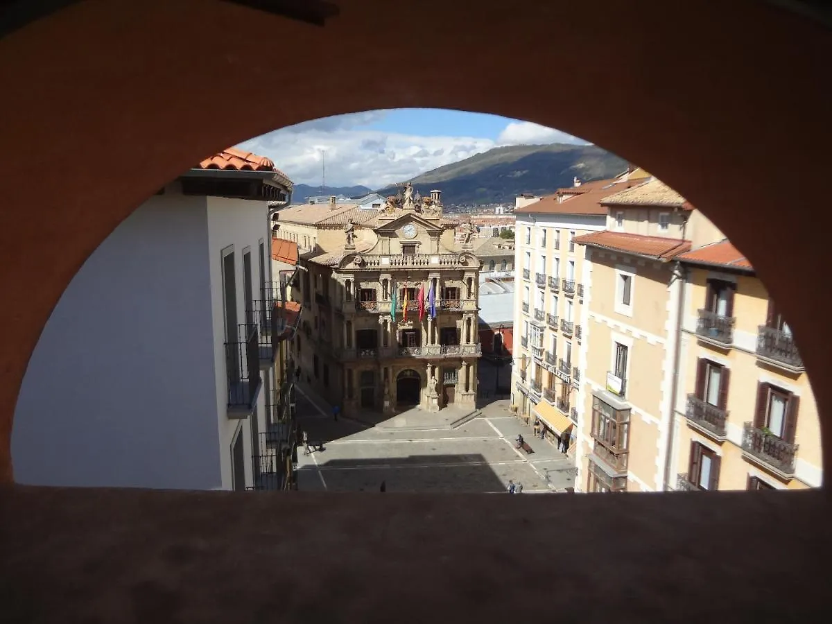Atico En La Plaza Del Ayuntamiento Apartment Pamplona 0*,  Spain