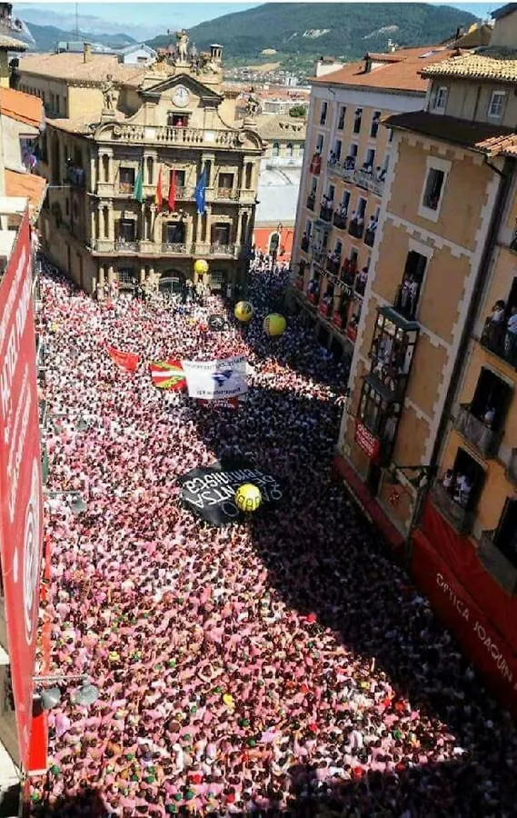 Atico En La Plaza Del Ayuntamiento Apartment Pamplona
